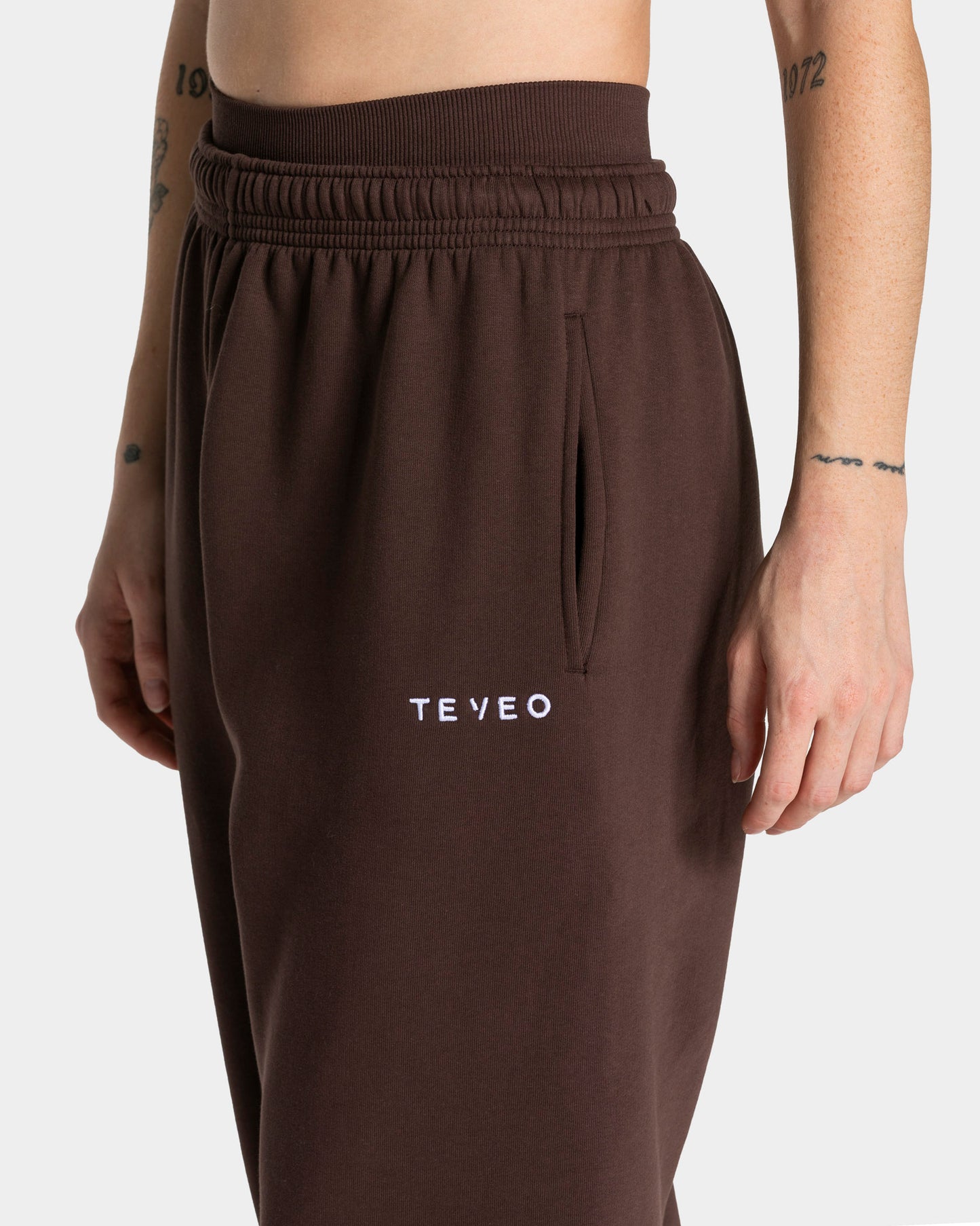 Timeless Pro Joggers ‘Espresso’