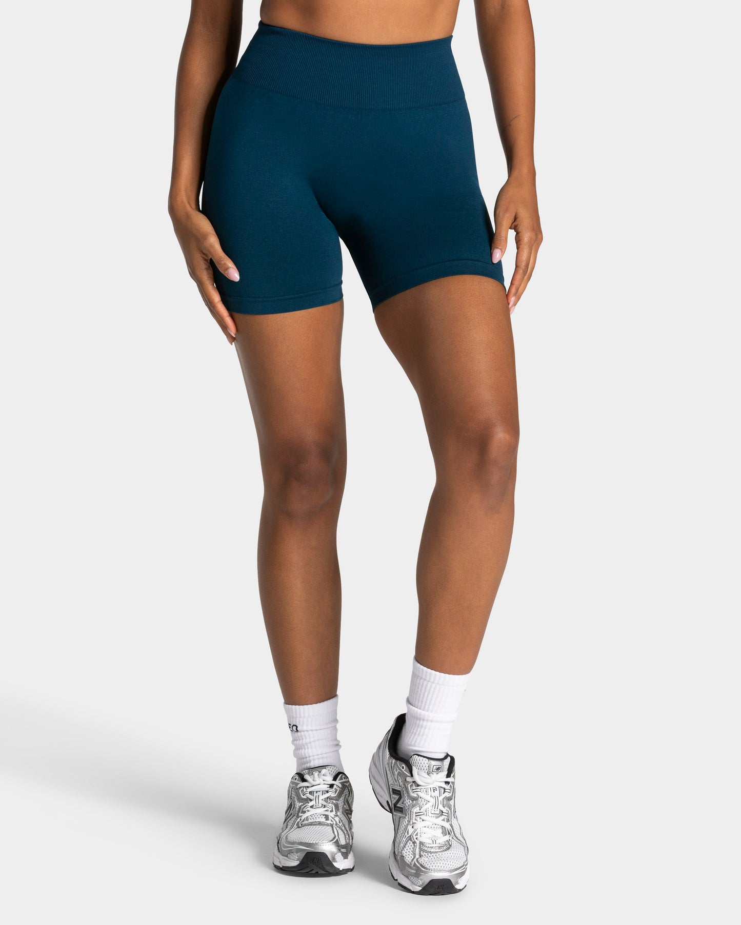 Szorty Timeless Pro Covert Scrunch „Dark Teal”