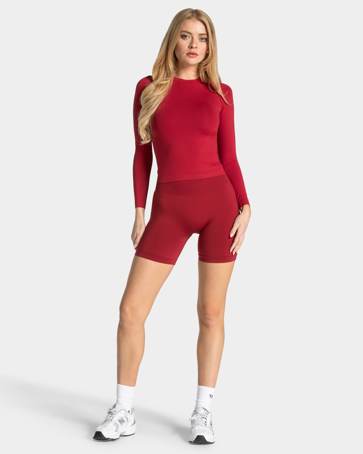 Timeless Pro Short "Cherry"