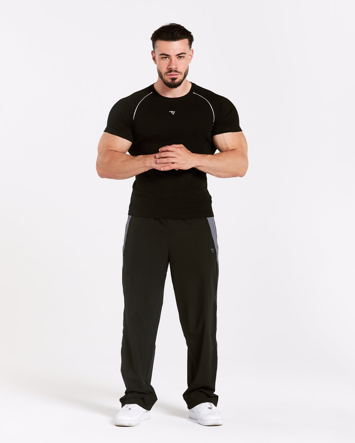 T-Shirt Track Ribbed con profili a contrasto "Nero"