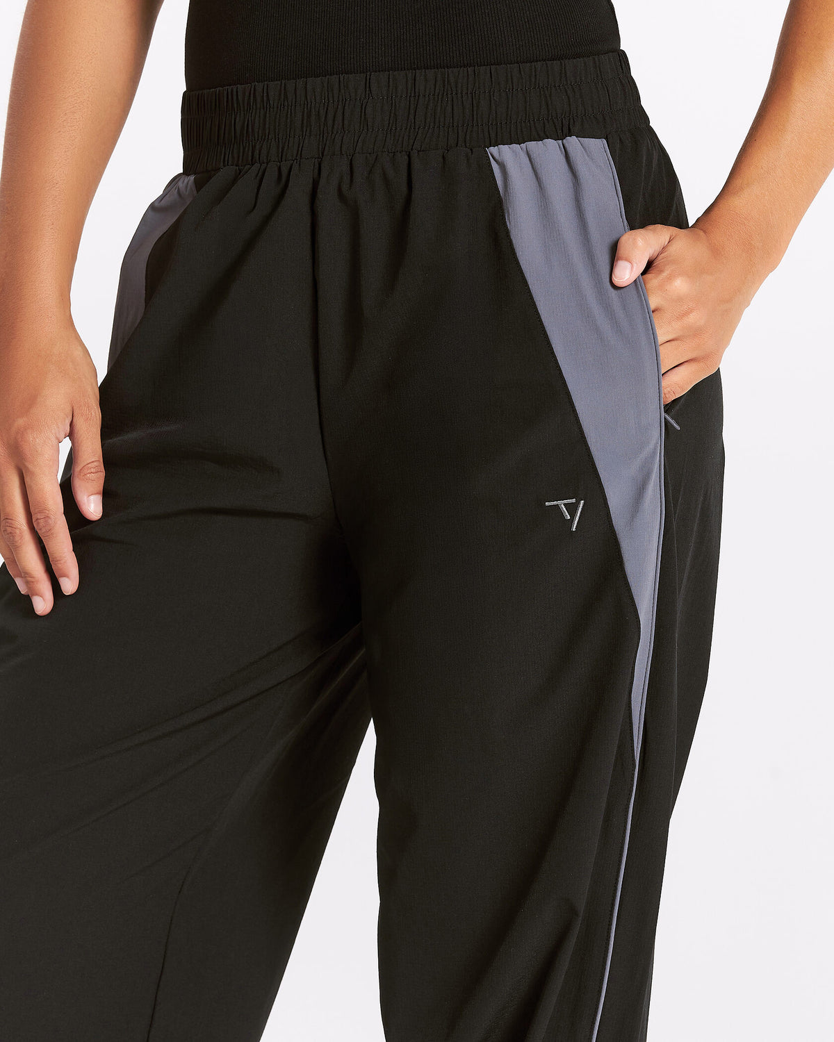 Track Straight Leg Pants ‘Black’