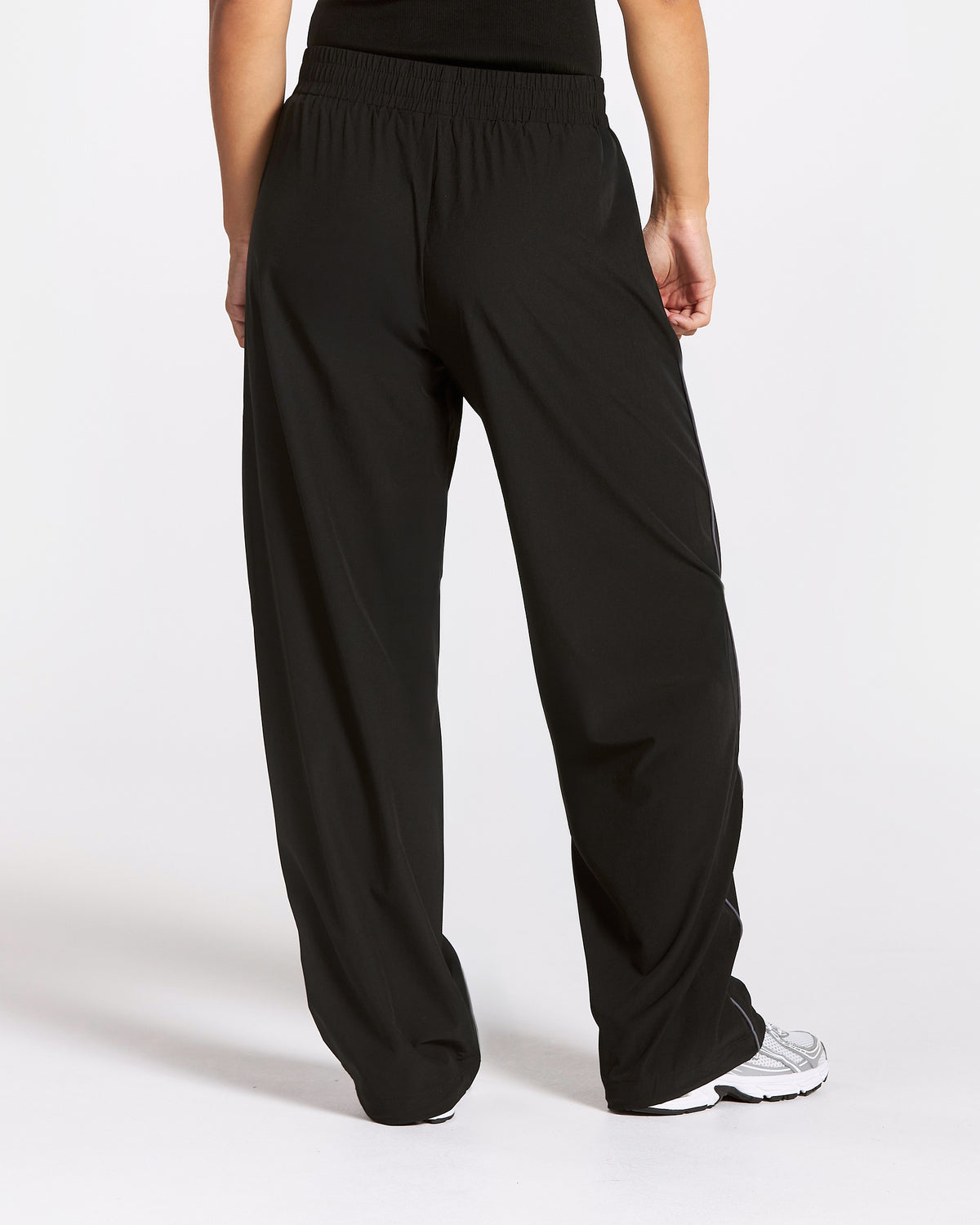 Track Straight Leg Pants ‘Black’