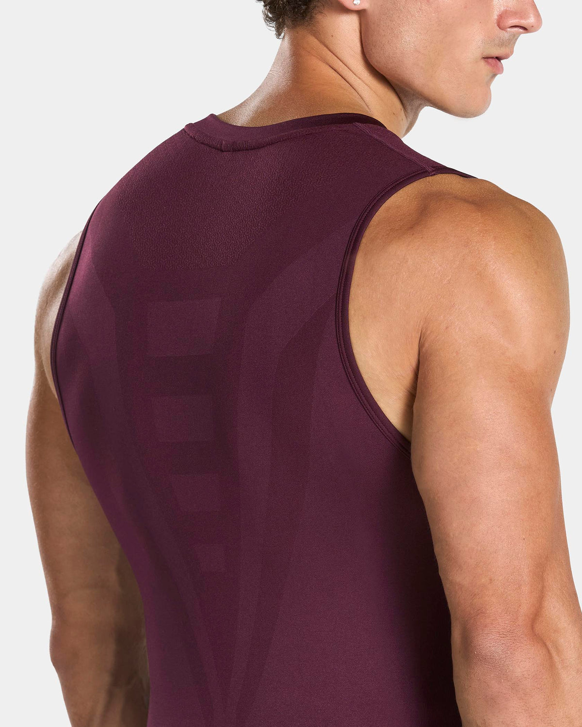 Training Fitted Tank "Merlot"