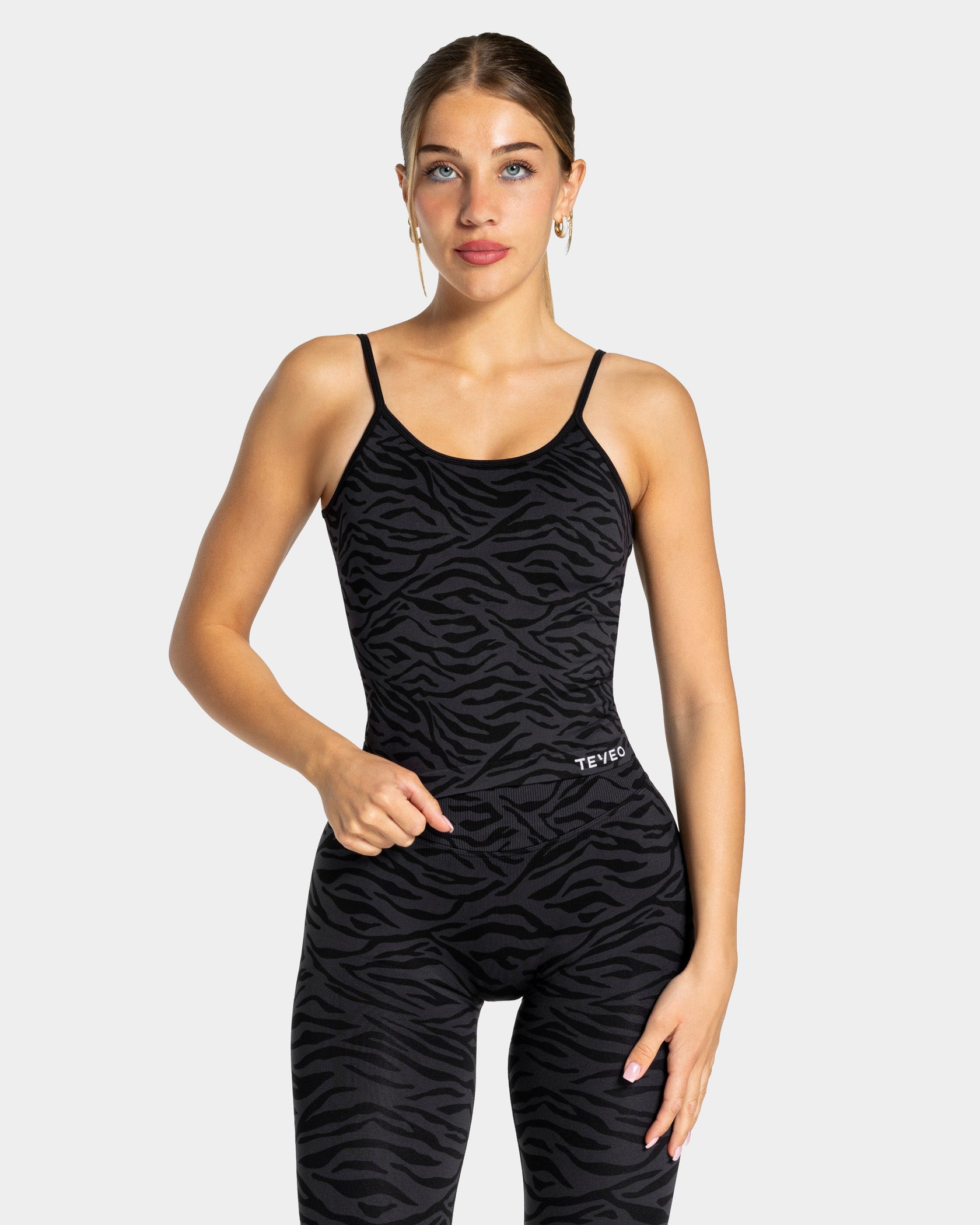 New Styles And Looks For Women TEVEO new-styles-and-looks-for-women-teveo