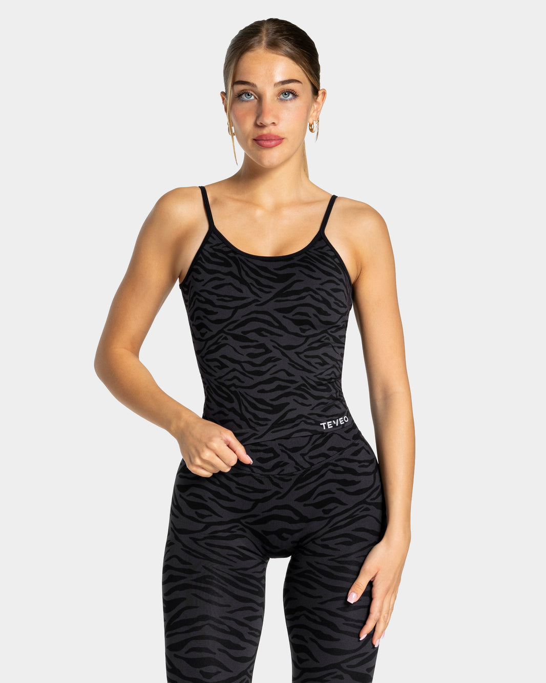 Contrastline Cami Top ‘Zebra Black’