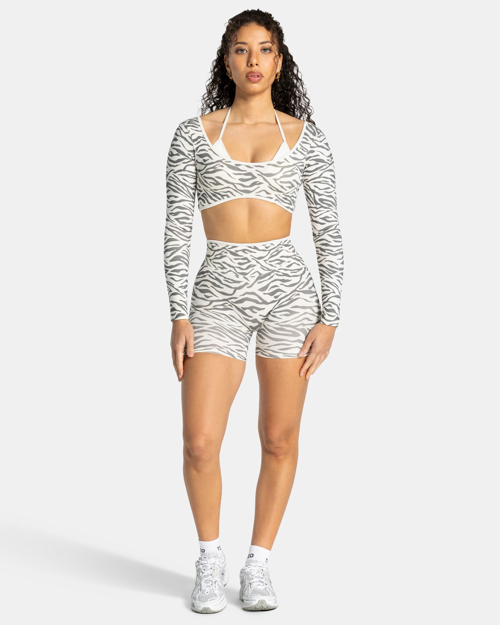 Contrastline Sculpt Scrunch Shorts 'Zebra Off-White'