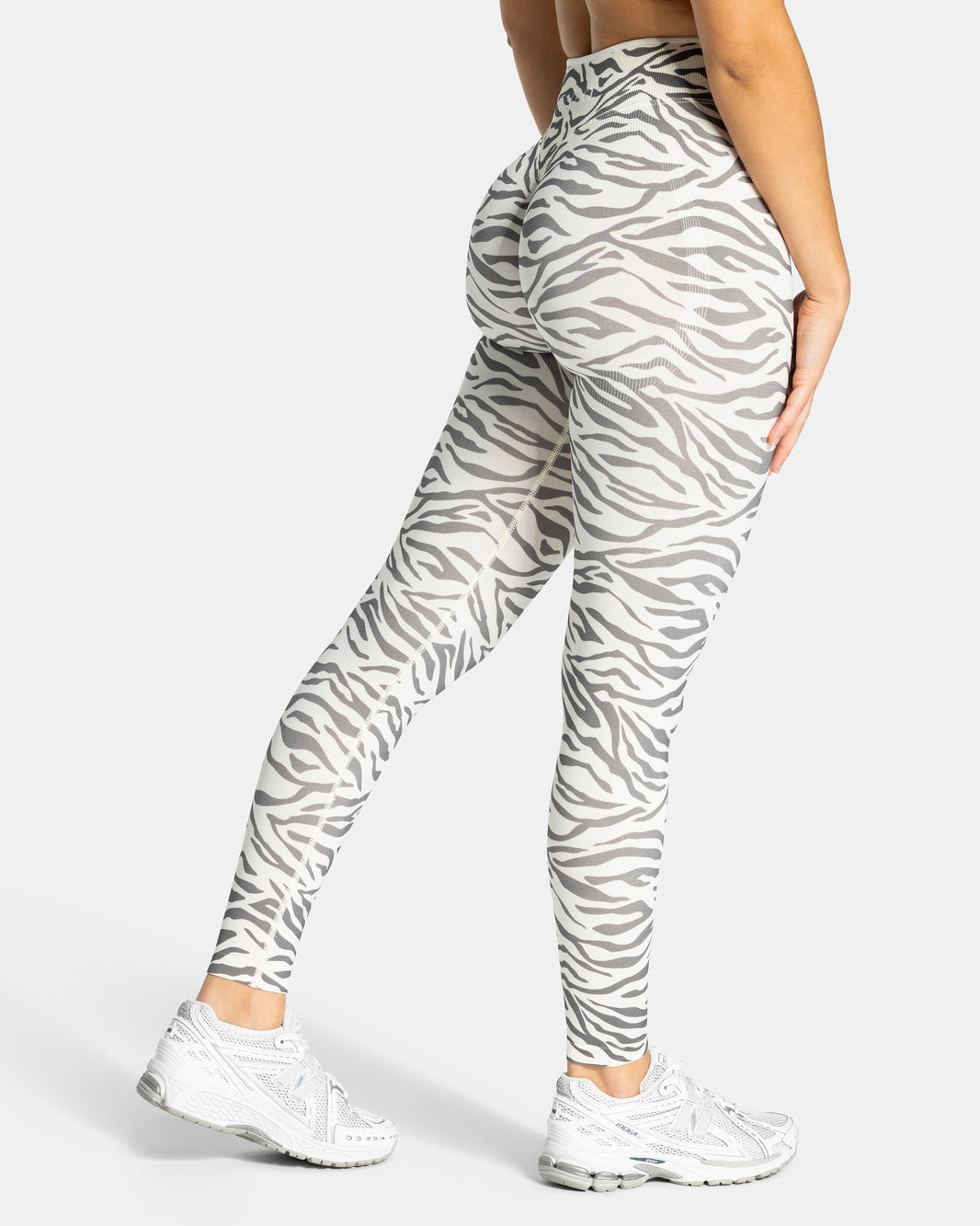 Leggings Sculpt Scrunch Contrastline «cebra en blanco roto»