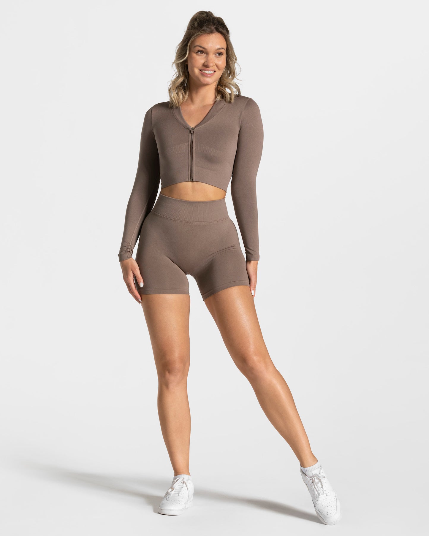 Statement Scrunch Shorts ‘Mocha’