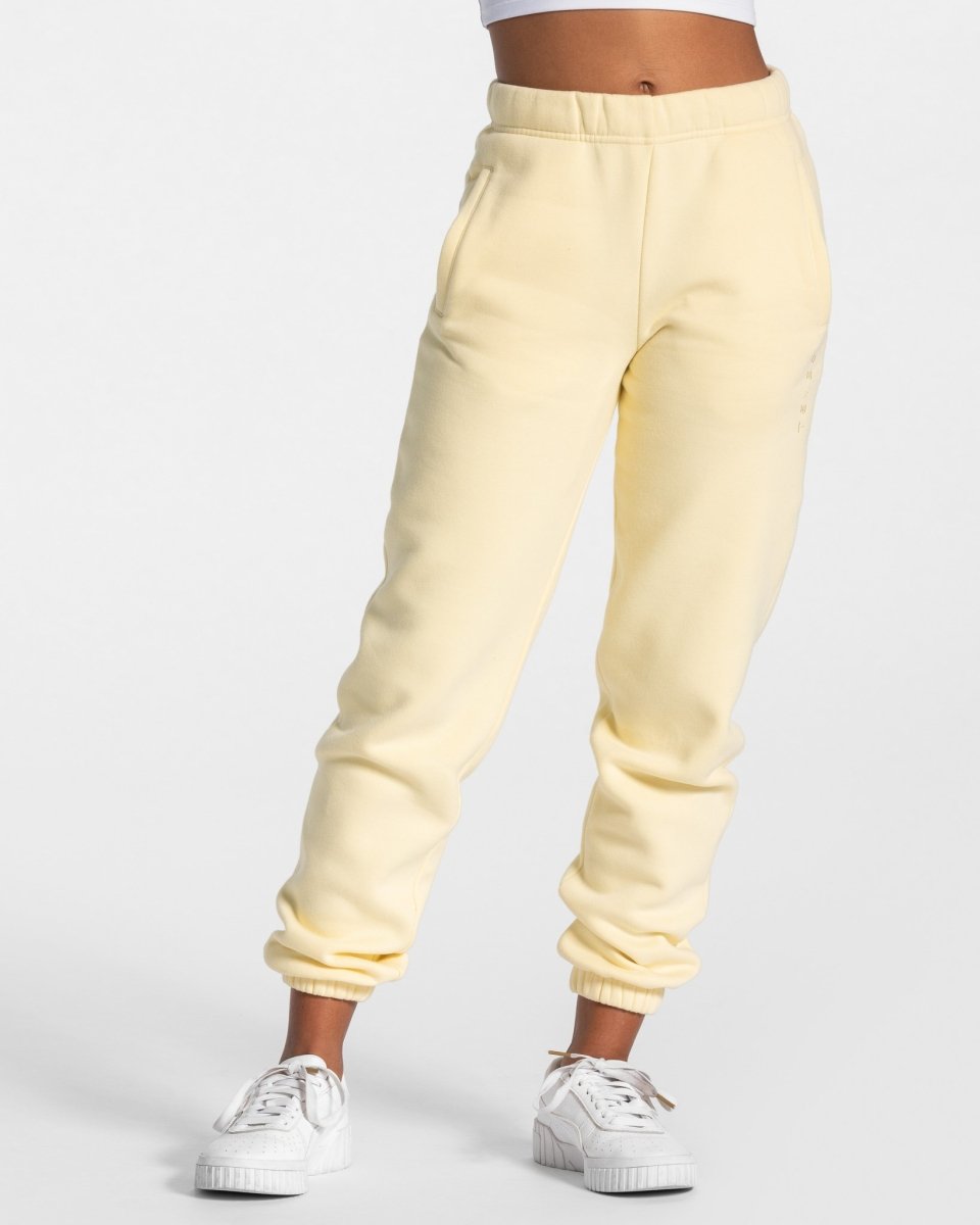 Iconic Oversized Jogger "Gelb" - TEVEO