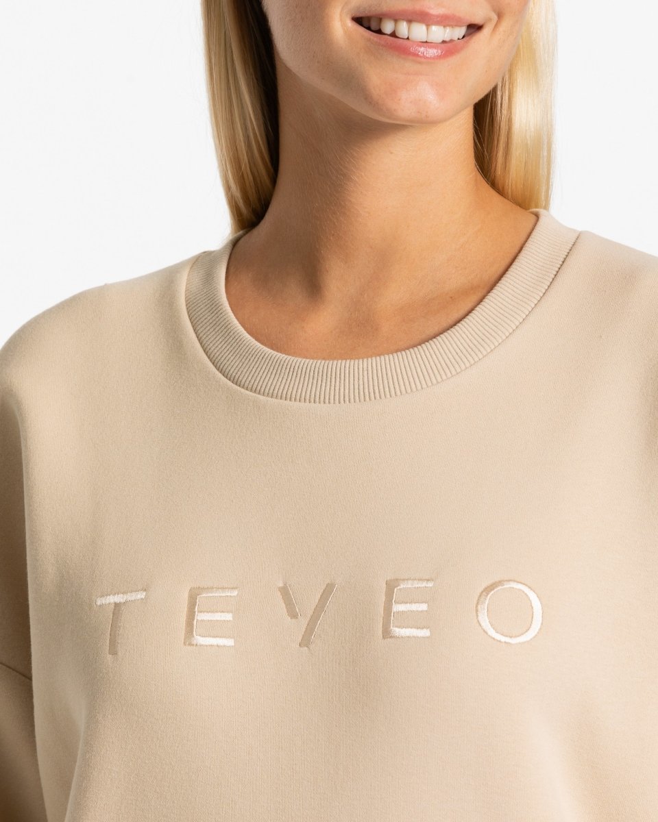 Iconic Oversized Sweater "Nude" - TEVEO