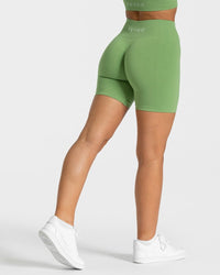 Timeless Scrunch Short 